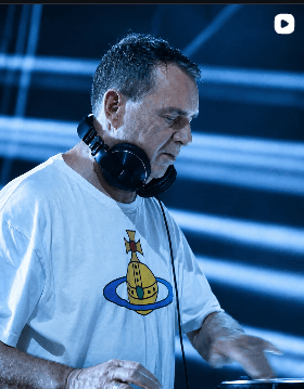 Nick Warren